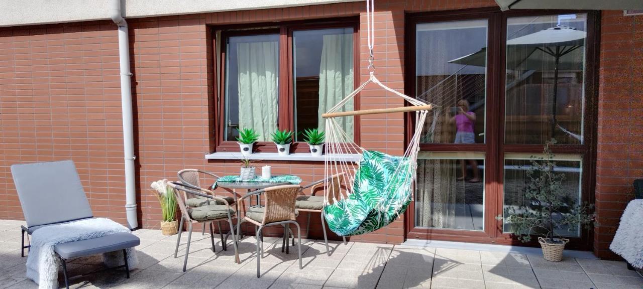 Appartamento Apartament Amber Z Duzym Tarasem Kołobrzeg Esterno foto